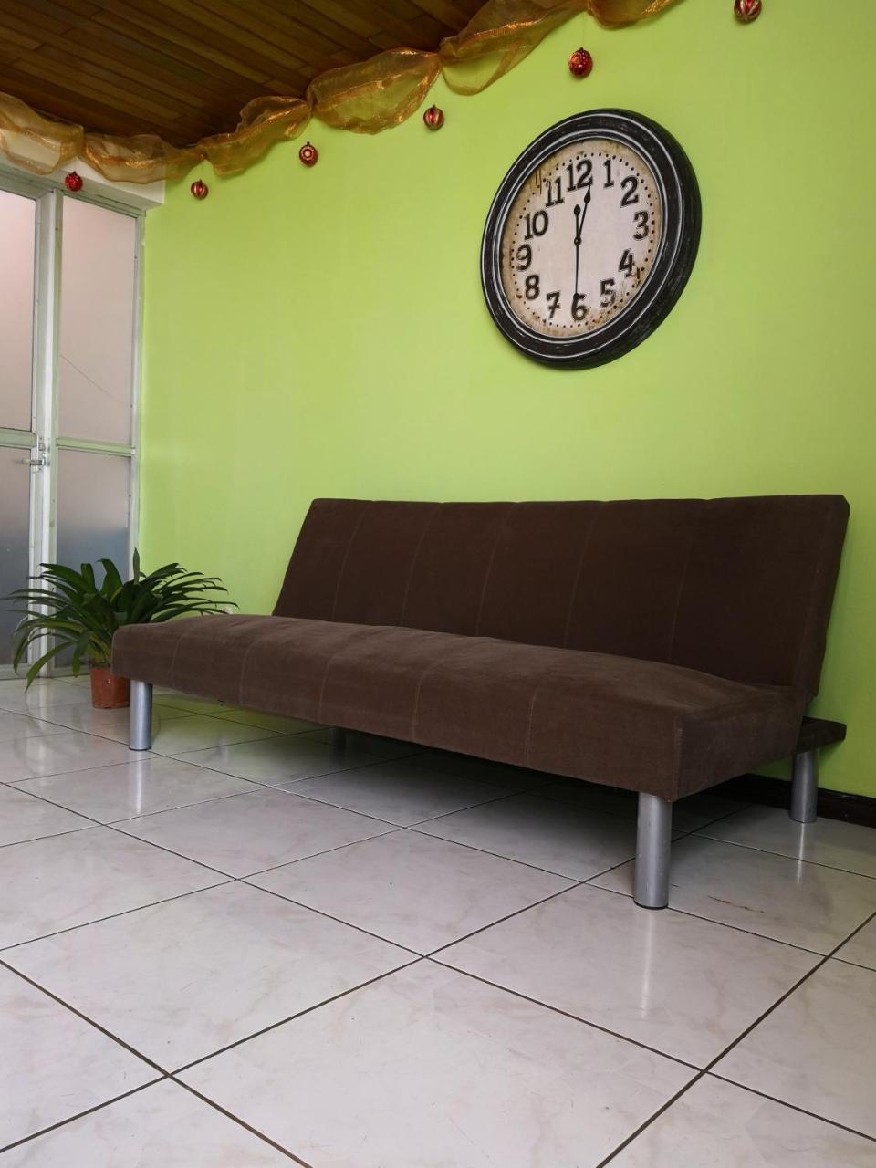 Vida Tropical Bed & Breakfast Alajuela Exterior photo