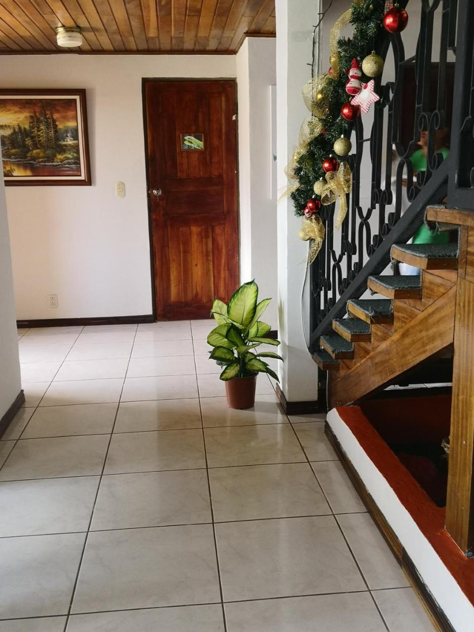 Vida Tropical Bed & Breakfast Alajuela Exterior photo